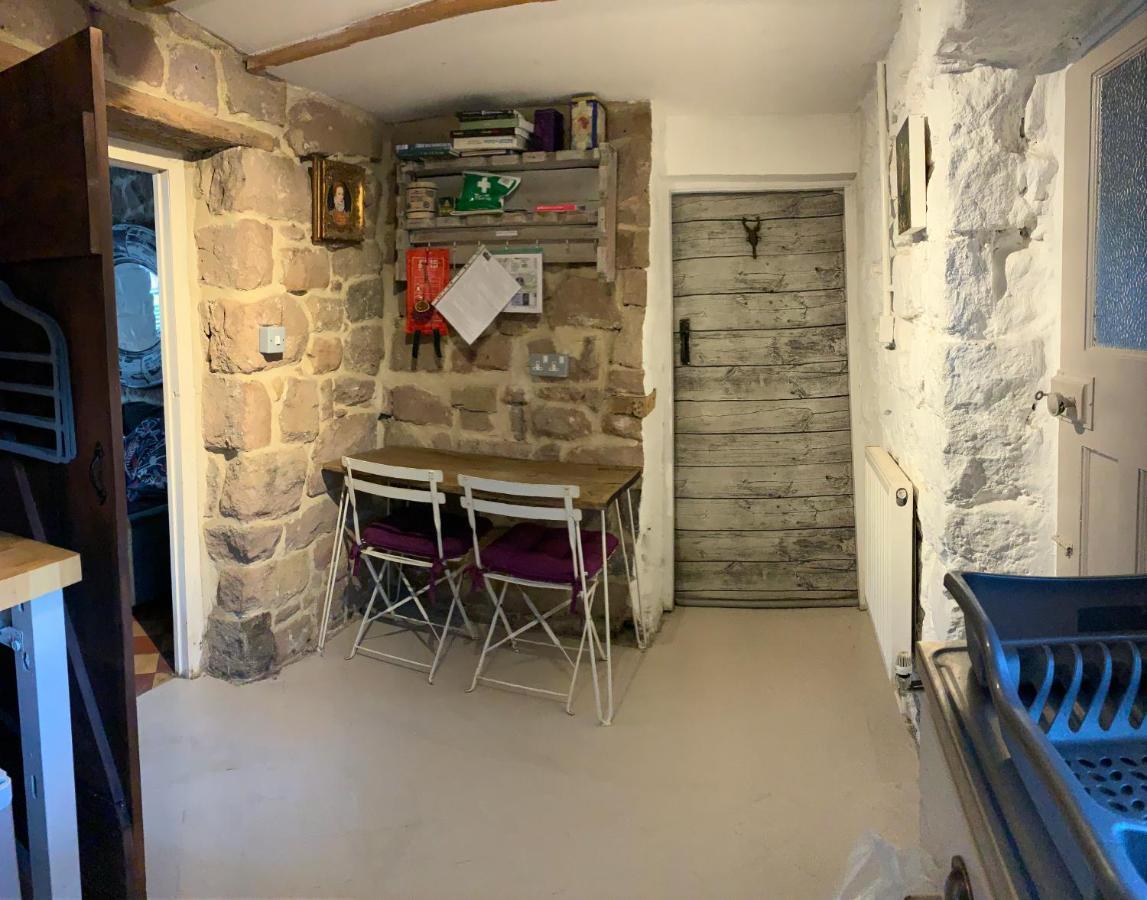 Апартаменты Burtys Snug Cromford Nr Matlock Historic Unesco Экстерьер фото